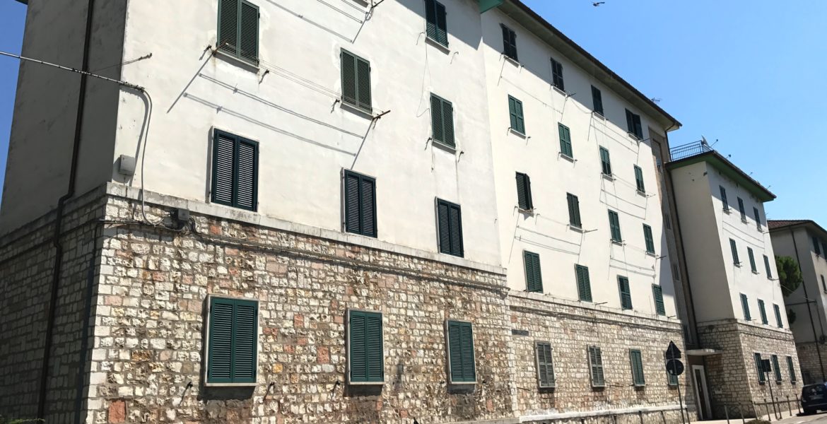 Edificio colpito dal sisma